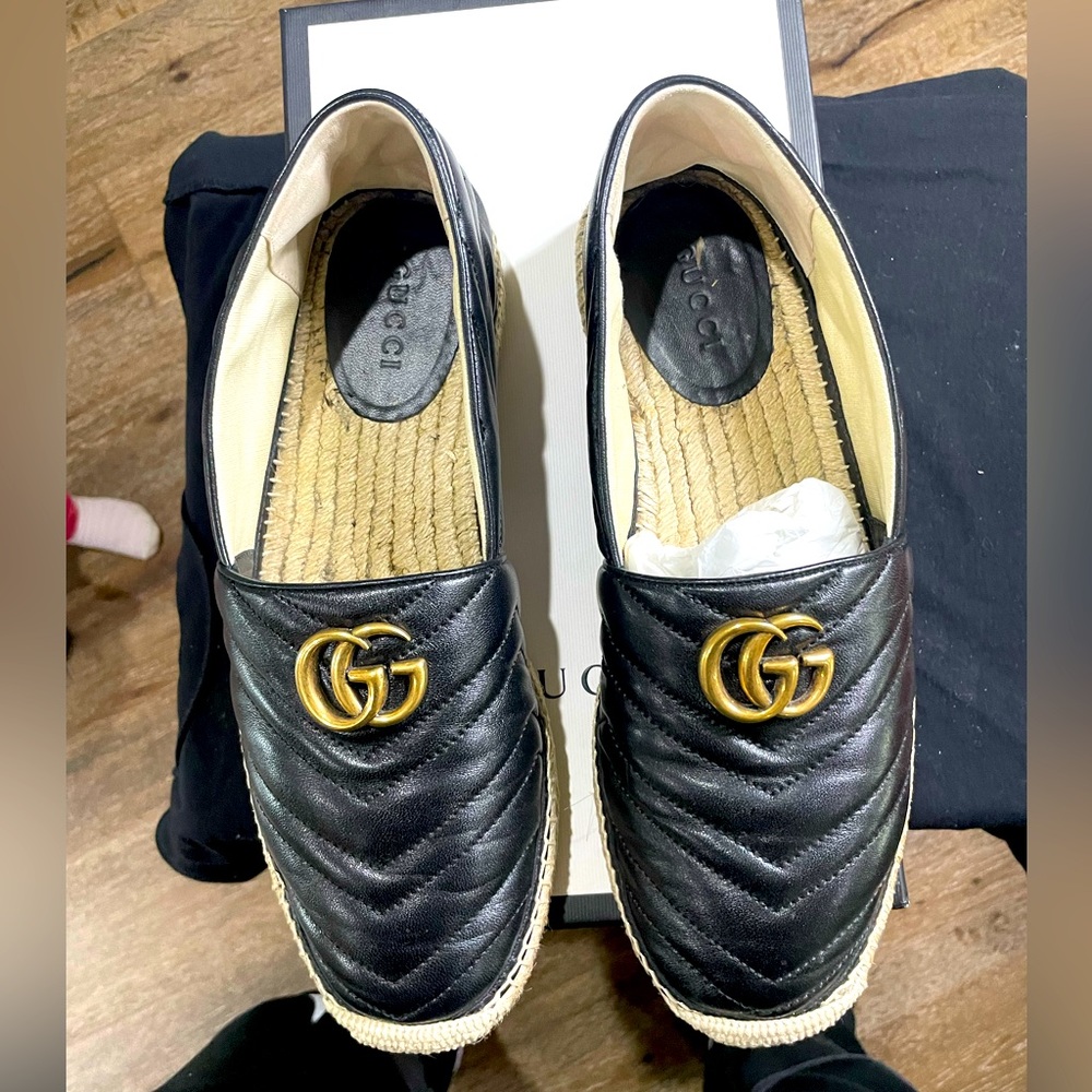 Gucci slip on